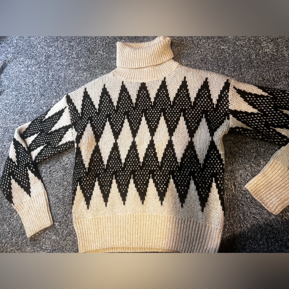 Catherine Malandrino Black and Tan Patterned Turtleneck Sweater / Size L